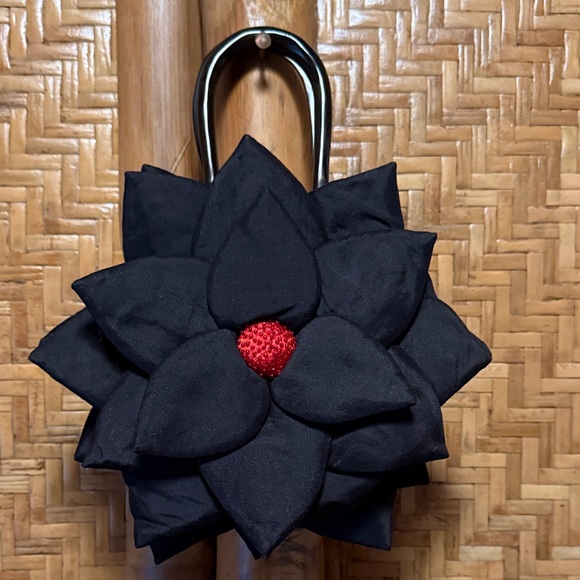 Vintage Handbags - Vintage Black Floral flower beaded Mini Bag